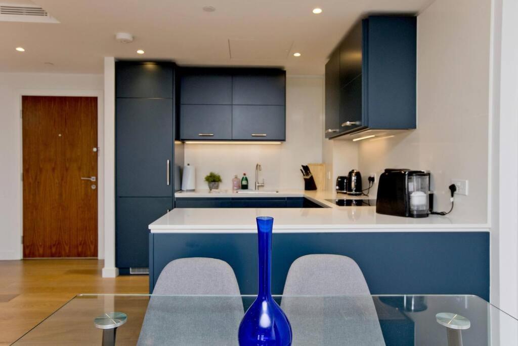 Kings Cross 2 Bed With City Views, Ac, Balcony Apartment London Exterior photo